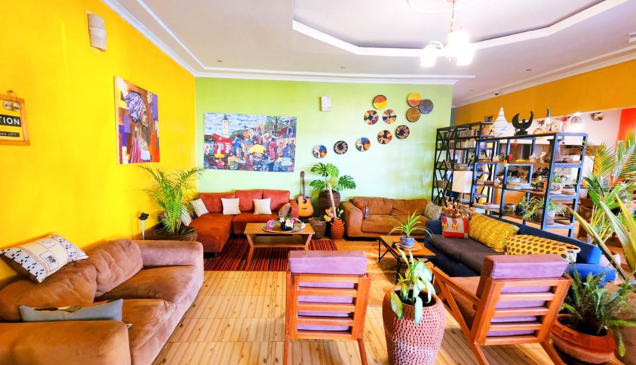 Yambi Guesthouse Kigali Exterior foto
